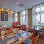 מלון Ferien Residenz Thueringer Wald 4*