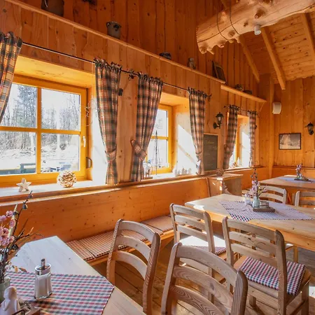 מלון Ferien Residenz Thueringer Wald 4*