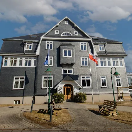 מלון Ferien Residenz Thueringer Wald 4*