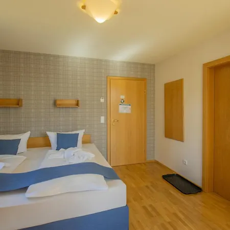 מלון Ferien Residenz Thueringer Wald מאסרברג