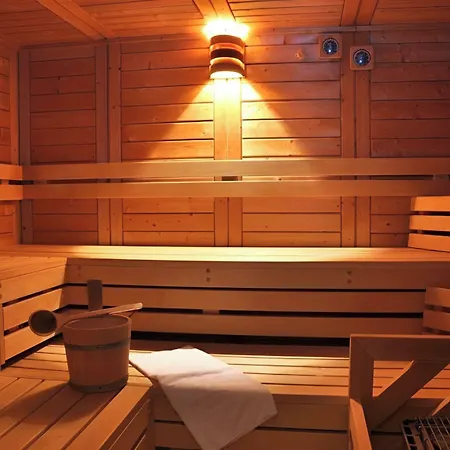 מלון Ferien Residenz Thueringer Wald 4*